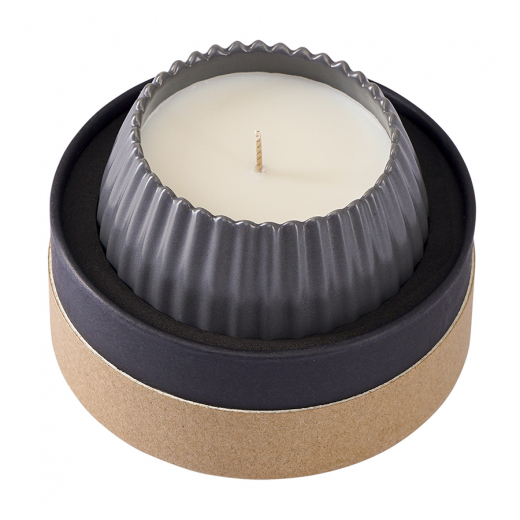 Свеча ароматическая Nutmeg, Leather & Vanilla из коллекции Edge, серый, 30 ч