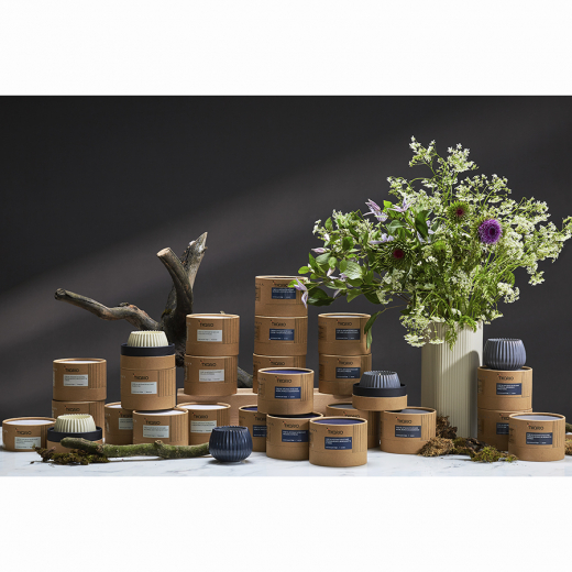 Свеча ароматическая Cypress, Jasmine & Patchouli из коллекции Edge, серый, 30 ч