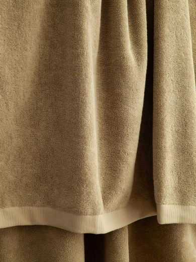 Полотенце банное бежево-серого цвета из коллекции Essential, 70х140 см