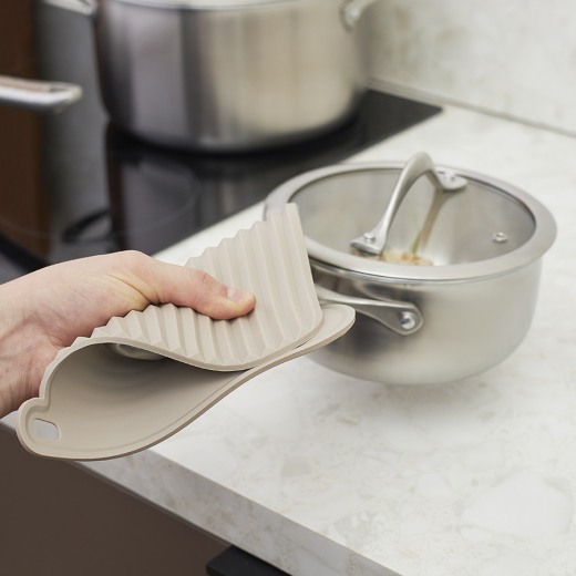 Подставка-прихватка под горячее Smart Helper, 19х18 см, бежевая