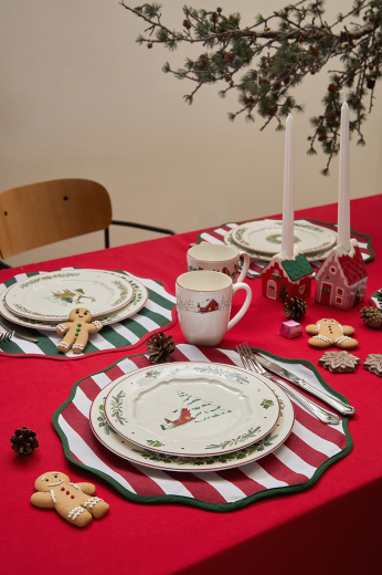 Салфетка под приборы Trendy Christmas красного цвета из коллекции New Year Essential, Ø40 см