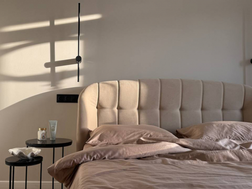 Комплект постельного белья из премиального сатина бежевого цвета из коллекции Essential, 200х220 см