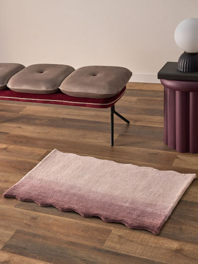 Ковер из шерсти Over Horizon цвета марсала из коллекции Trendy Ruffles