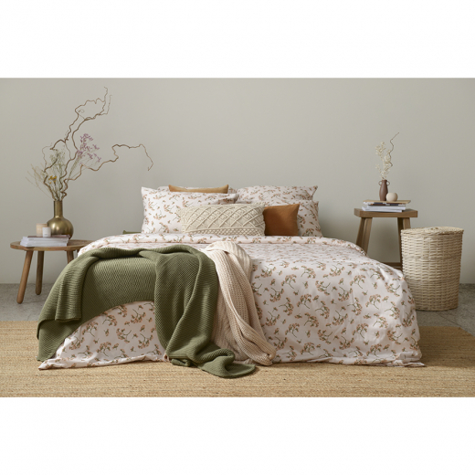 Плед из хлопка жемчужной вязки оливкового цвета из коллекции Essential, 130х180 см