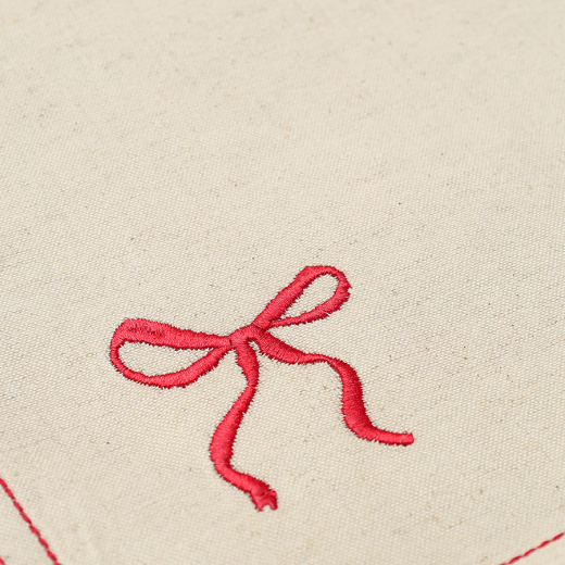 Дорожка на стол Fancy Bows бежевого цвета из коллекции Essential, 45x150 см