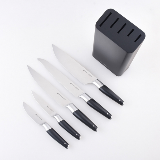 Набор ножей кухонных с подставкой Prime, 5 шт., черный