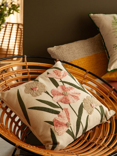 Подушка декоративная Summer garden из коллекции Ethnic, 45х45 см