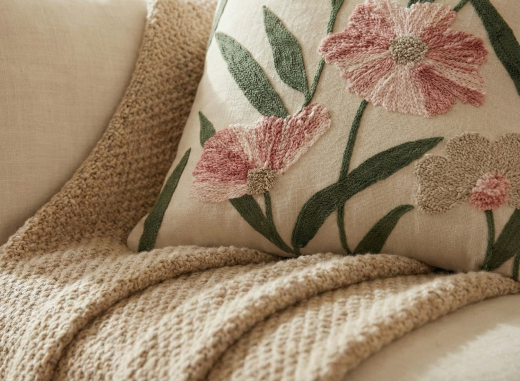 Подушка декоративная Summer garden из коллекции Ethnic, 45х45 см