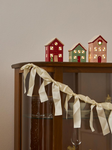 Домик с подсветкой Fensmark из коллекции New Year Essential, 15 см