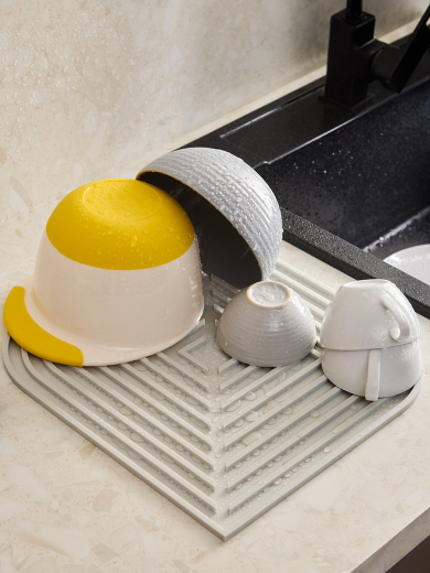 Коврик для сушки посуды Dry Flex, 34,5х31,5 см, графит