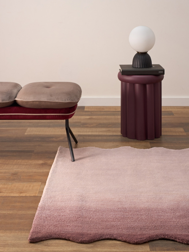 Ковер из шерсти Over Horizon цвета марсала из коллекции Trendy Ruffles