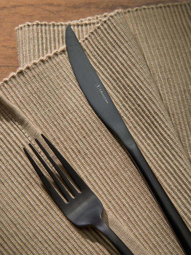 Набор столовых приборов Pure, черные матовые, 16 пред.