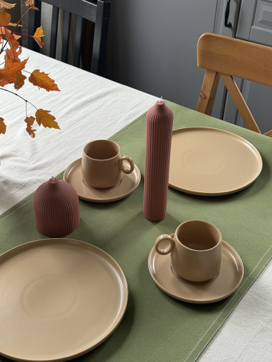 Набор из двух тарелок бежевого цвета из коллекции Essential, 25 см