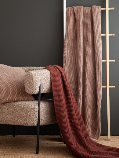 Плед из хлопка жемчужной вязки коричневого цвета из коллекции Essential, 130х180 см