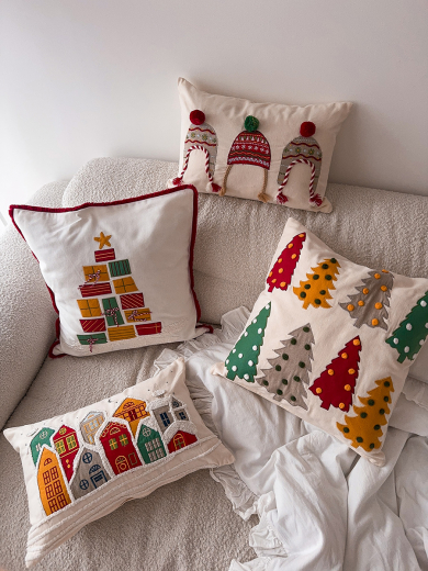 Чехол на подушку Gifts season из коллекции New Year Essential, 45х45 см