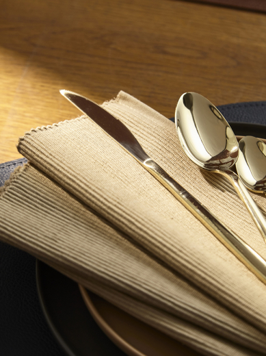 Набор столовых приборов Pure, золотистые глянцевые, 16 пред.