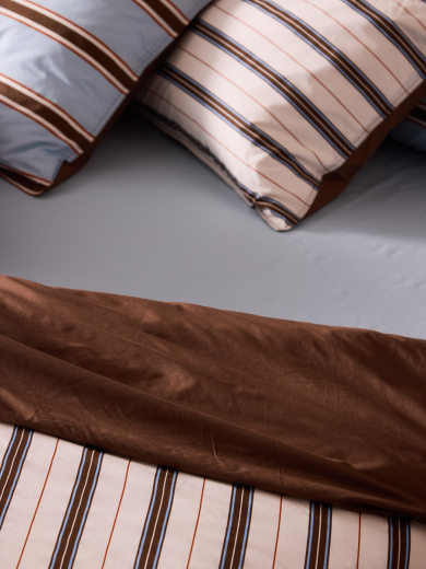 Простыня из перкаля голубого цвета из коллекции Stripes, 240х270см