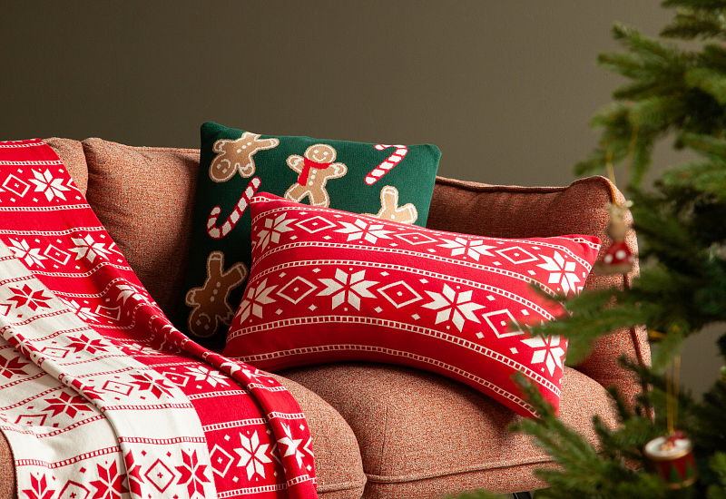 Команда FineDesignGroup поздравляет с Новым годом!