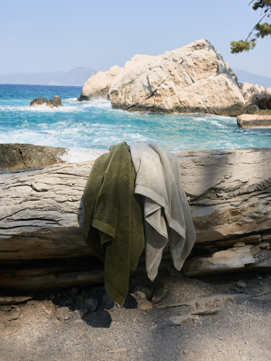 Полотенце банное бежево-серого цвета из коллекции Essential, 70х140 см