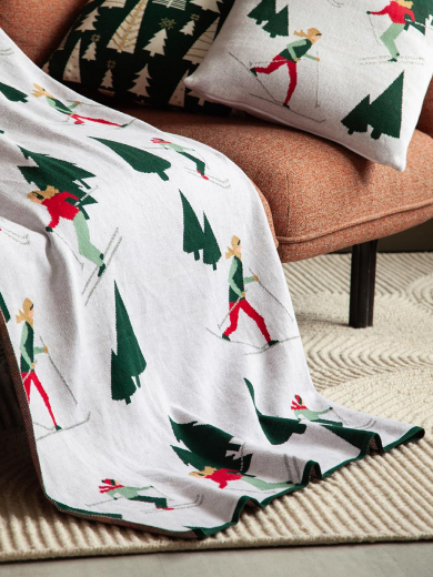 Плед из хлопка с новогодним рисунком Let's Ski из коллекции New Year Essential, 130x180 см