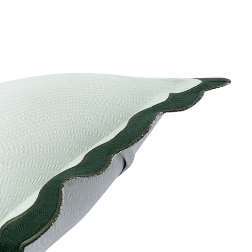 Чехол на подушку с контрастным кантом зеленого цвета из коллекции Trendy Ruffles, 40х40 см