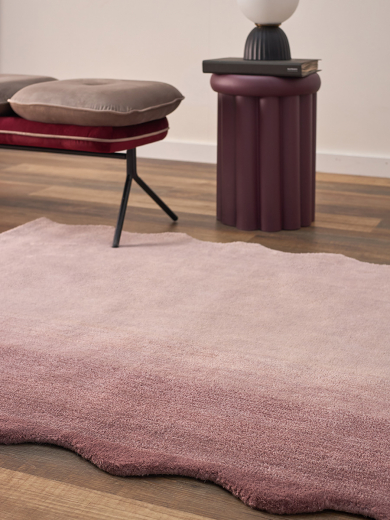 Ковер из шерсти Over Horizon цвета марсала из коллекции Trendy Ruffles