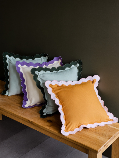 Чехол на подушку с контрастным кантом зеленого цвета из коллекции Trendy Ruffles, 40х40 см