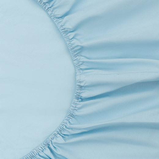 Простыня на резинке из перкаля голубого цвета из коллекции Stripes, 180х200х30см