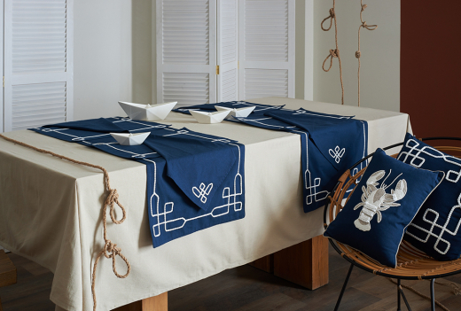 Подушка декоративная Navy lobster из коллекции Sea treasures, 30х45 см