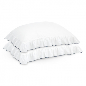 Набор наволочек из премиального сатина с рюшами и кантом темно-синего цвета из коллекции Essential, 50х70 см