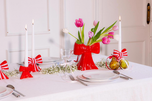 Подсвечник Bow, 11х12х5 см, красно-белый