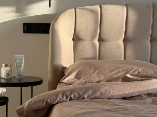 Комплект постельного белья из премиального сатина бежевого цвета из коллекции Essential, 200х220 см