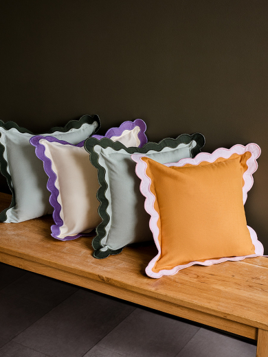 Чехол на подушку с контрастным кантом розового цвета из коллекции Trendy Ruffles, 40х40 см